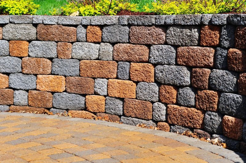 Hardscape Wall Construction in Kissimmee, FL